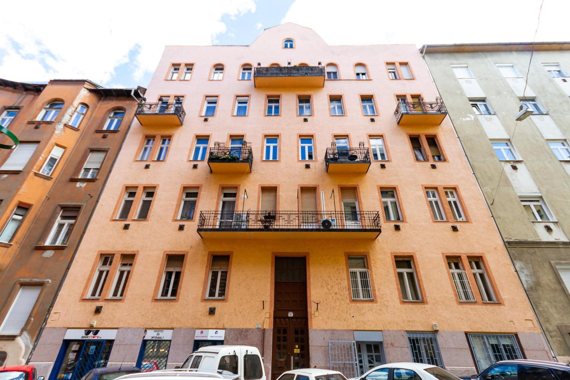 בודפשט Stylish Suite Westend מראה חיצוני תמונה